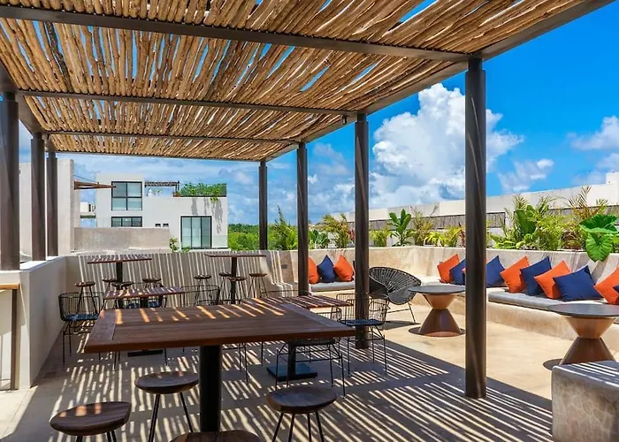 Comfort & Style In 2br - Pool Access - A209 *